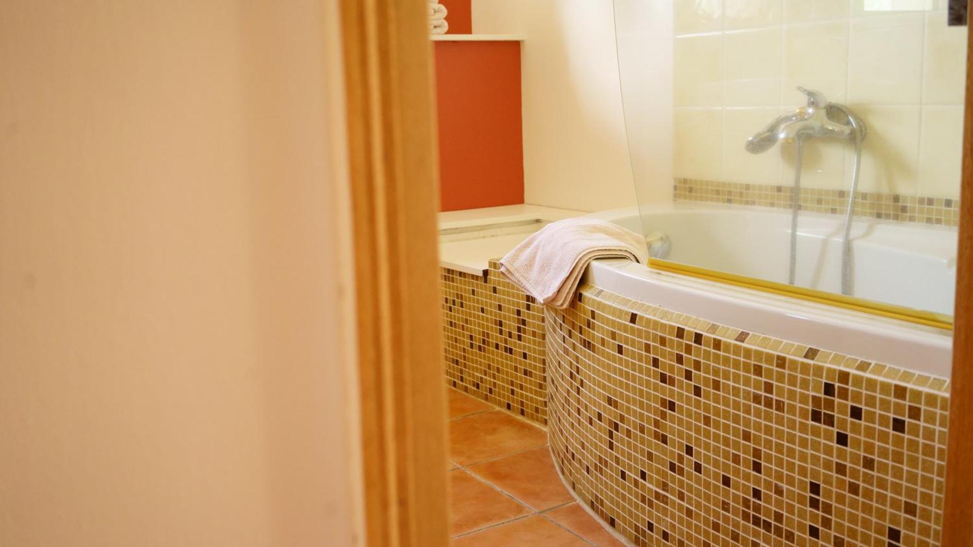 Chambres D'Hotes, B&B La Musardiere Alba-la-Romaine Екстер'єр фото